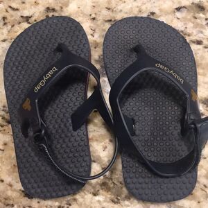 Gap sandals 